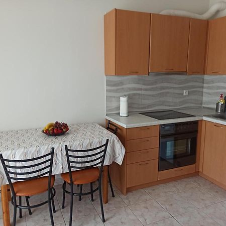 1 Bedroom Apartment In Nea Kallikrateia Exteriér fotografie