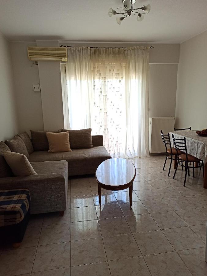 1 Bedroom Apartment In Nea Kallikrateia Exteriér fotografie